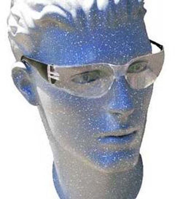A head mannequin modelling the clear safety glasses.